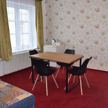 טאנבאלד Hotel Grand מראה חיצוני תמונה