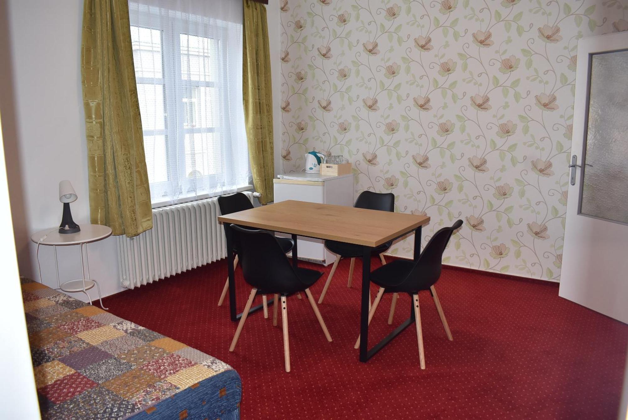 טאנבאלד Hotel Grand מראה חיצוני תמונה